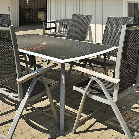 8 Person In Oksb L * Øster Vrøgum